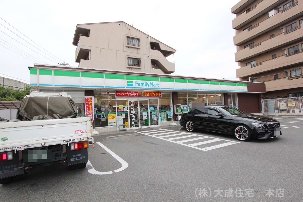 コンビニ(300m)-ファミリーマート坂戸南けやき通り店(徒歩３分。急なお買い物に便利＾＾)