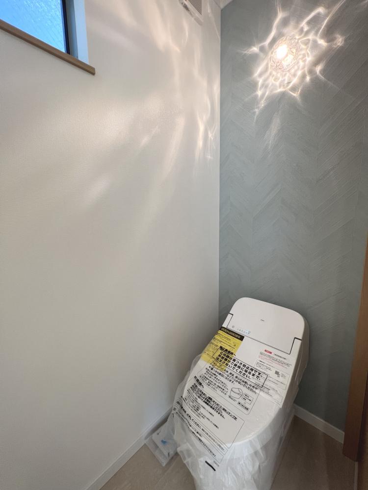 東京都板橋区 注文住宅：こだわり照明がお洒落なグレイッシュブルーのお家