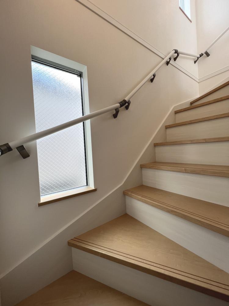 東京都板橋区 注文住宅：こだわり照明がお洒落なグレイッシュブルーのお家