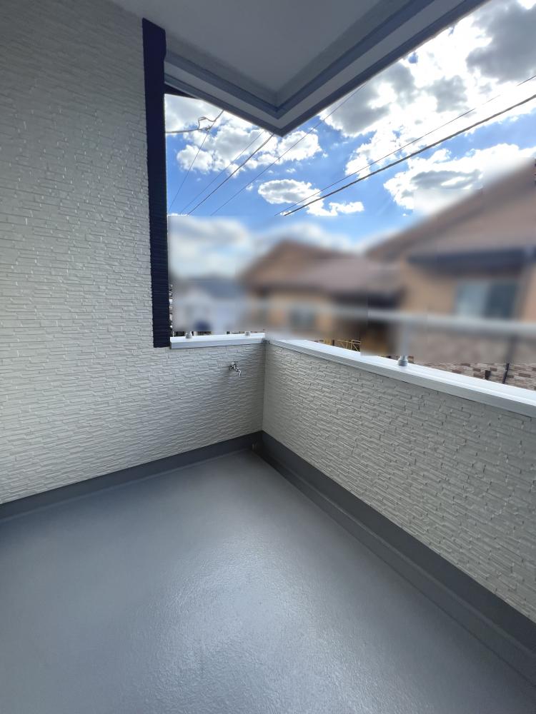 東京都板橋区 注文住宅：こだわり照明がお洒落なグレイッシュブルーのお家