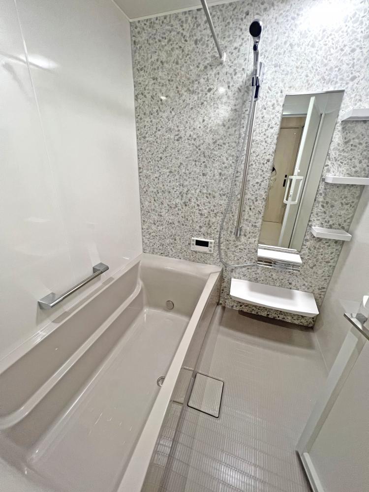 富士見市 注文住宅：レンガ調のナチュラルモダンな家