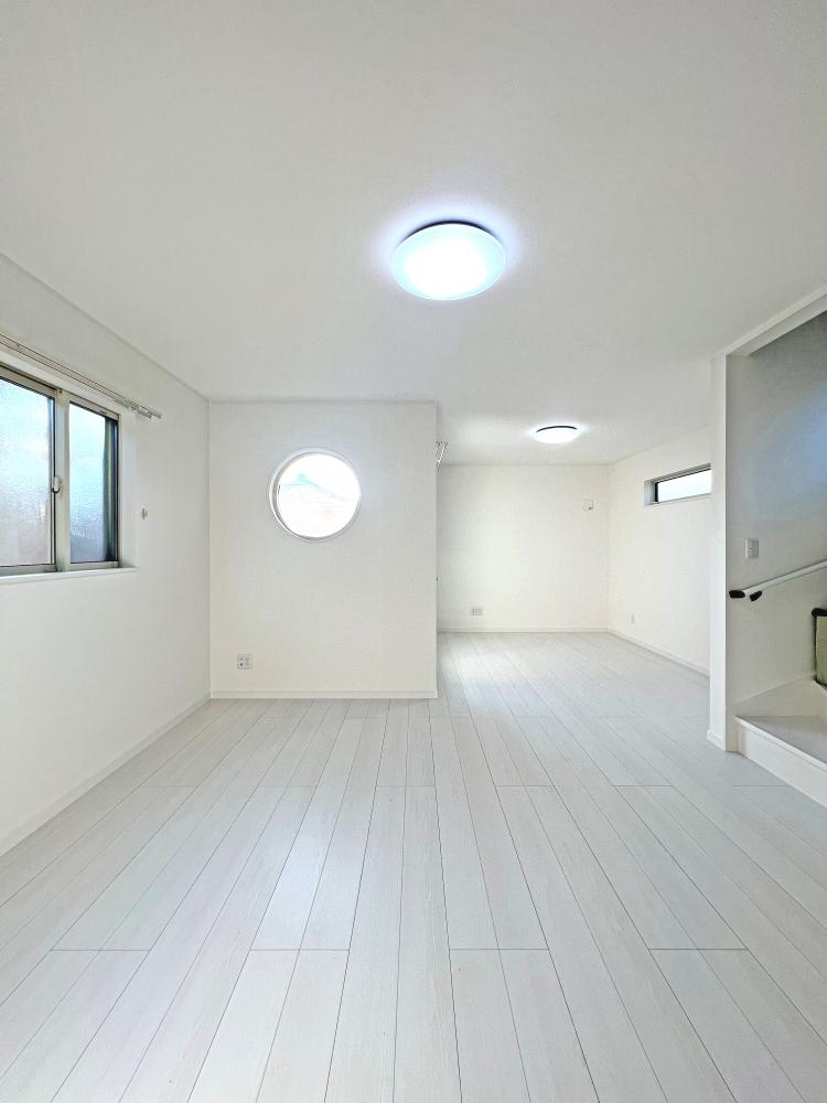 富士見市 注文住宅：レンガ調のナチュラルモダンな家