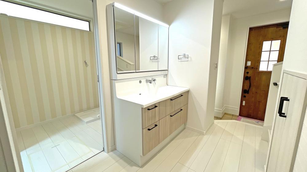 富士見市 注文住宅：レンガ調のナチュラルモダンな家