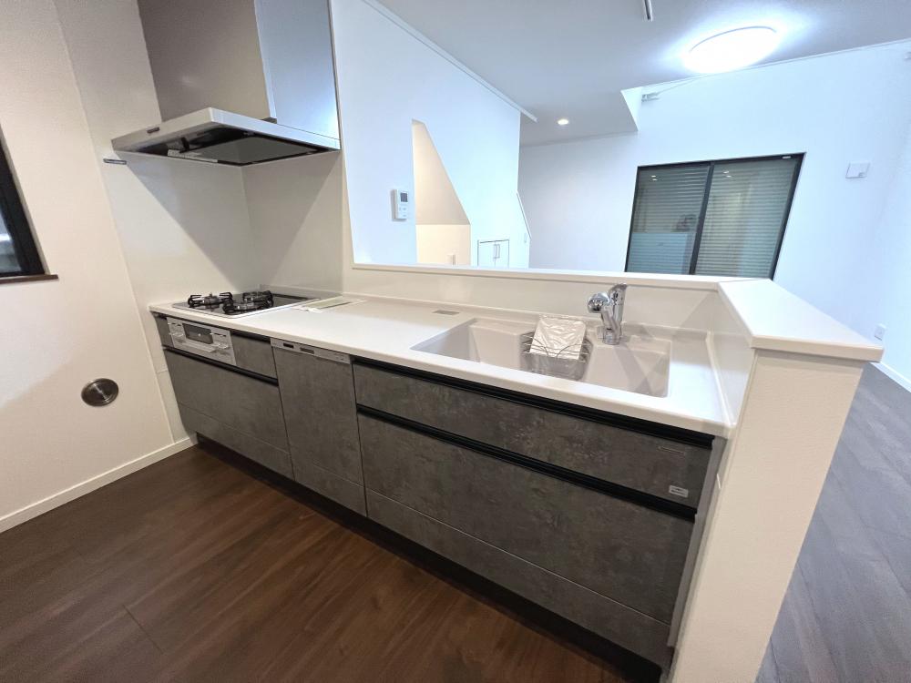 ふじみ野市 注文住宅：大胆なデザイン×カラーと空間を上手に使った家