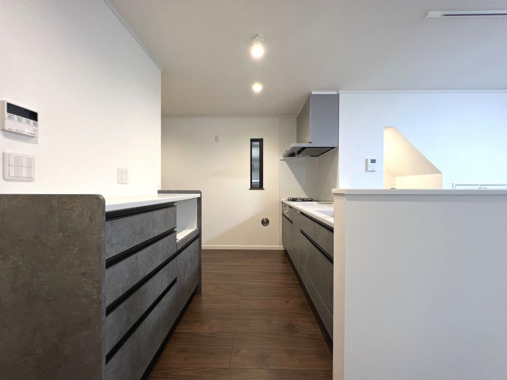 ふじみ野市 注文住宅：大胆なデザイン×カラーと空間を上手に使った家