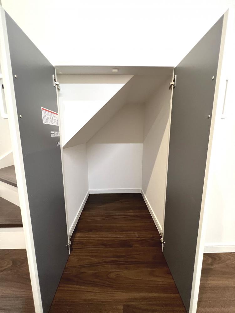 ふじみ野市 注文住宅：大胆なデザイン×カラーと空間を上手に使った家