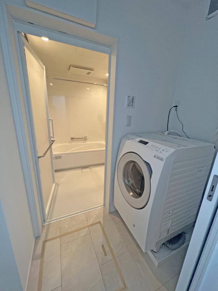 川越市 注文住宅：広い土地に佇む大人ナチュラルな邸宅