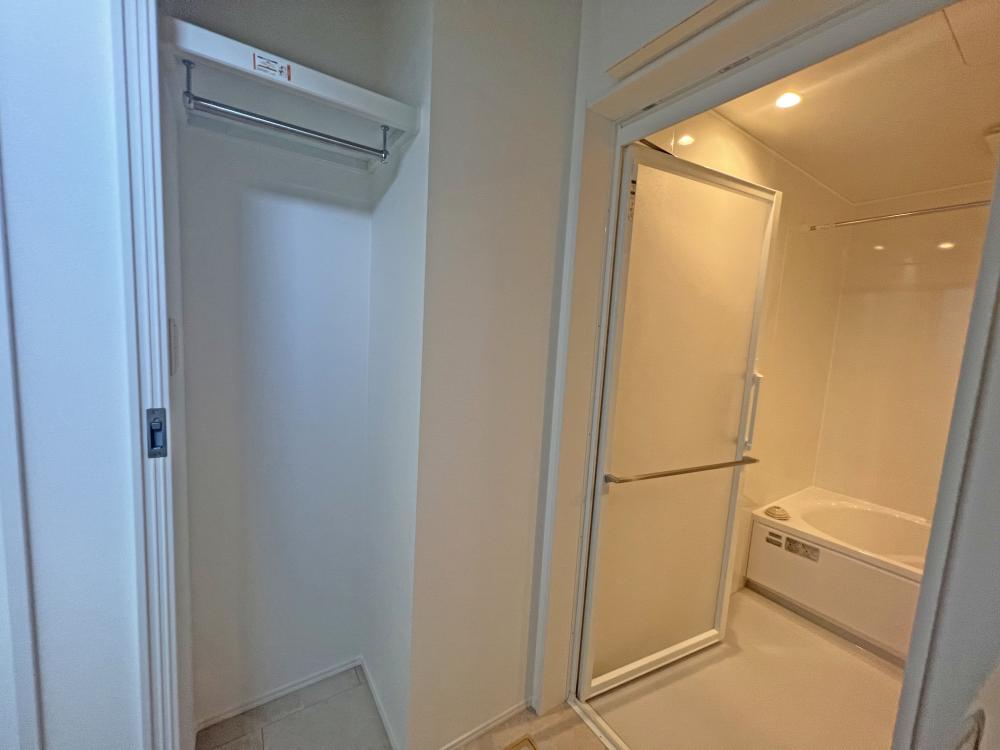 川越市 注文住宅：広い土地に佇む大人ナチュラルな邸宅