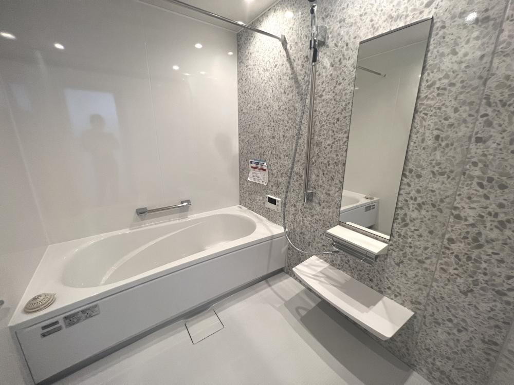 川越市 注文住宅：広い土地に佇む大人ナチュラルな邸宅