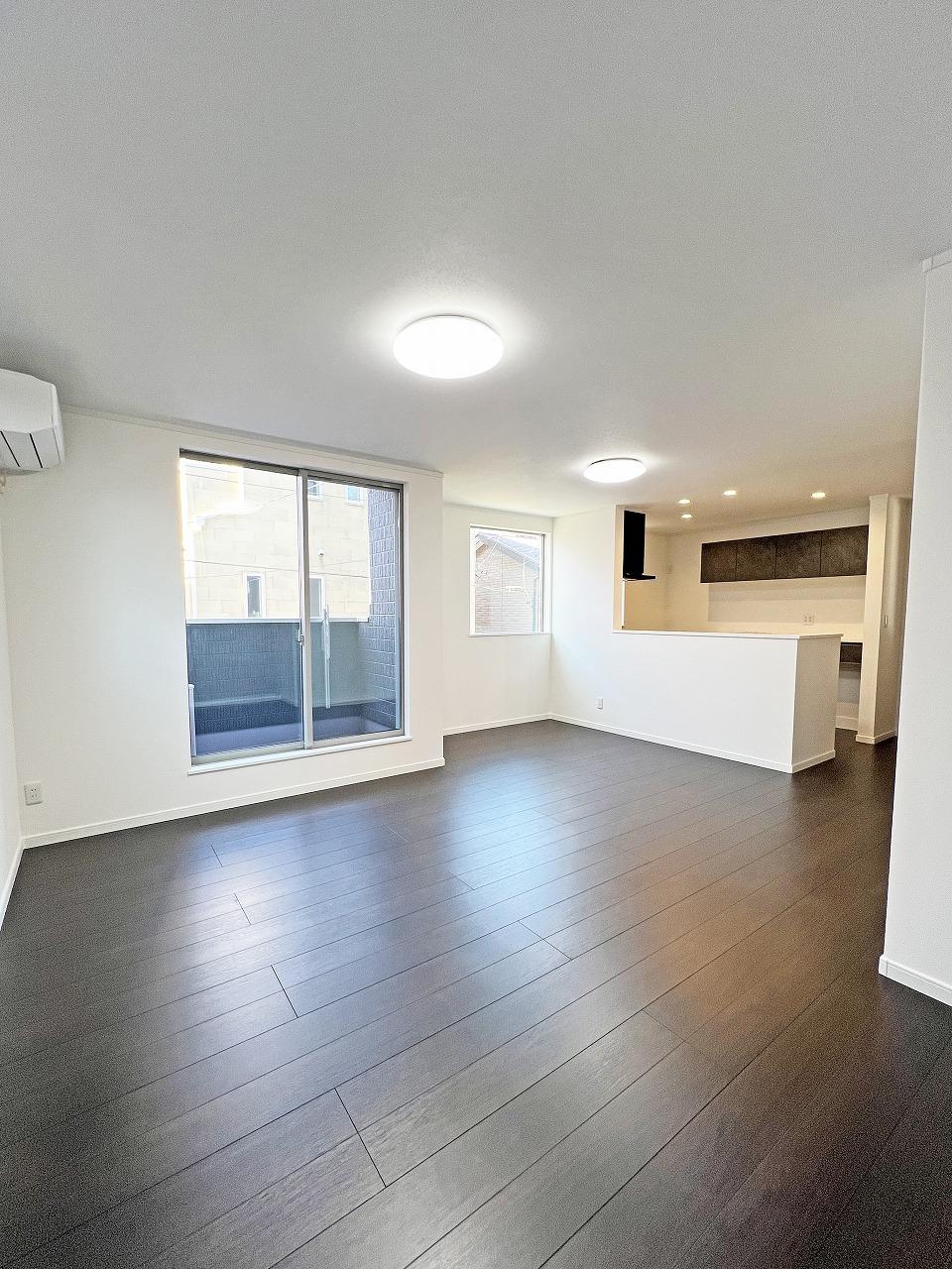 志木市　注文住宅：限られた敷地を最大限に活かした、屋上付きの家