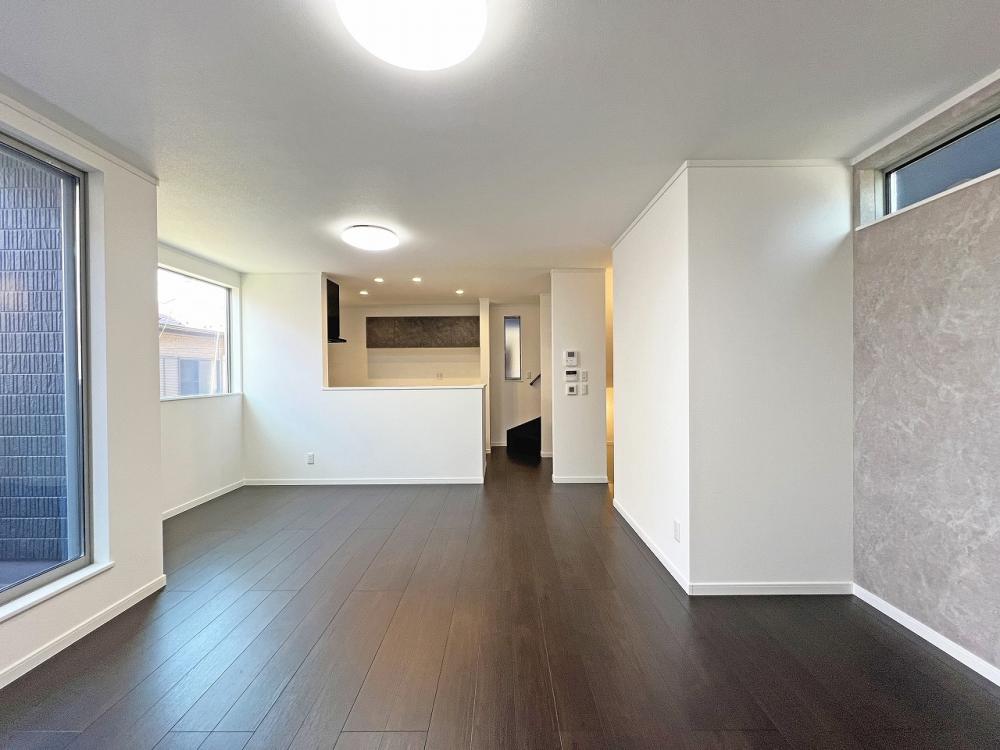 志木市　注文住宅：限られた敷地を最大限に活かした、屋上付きの家