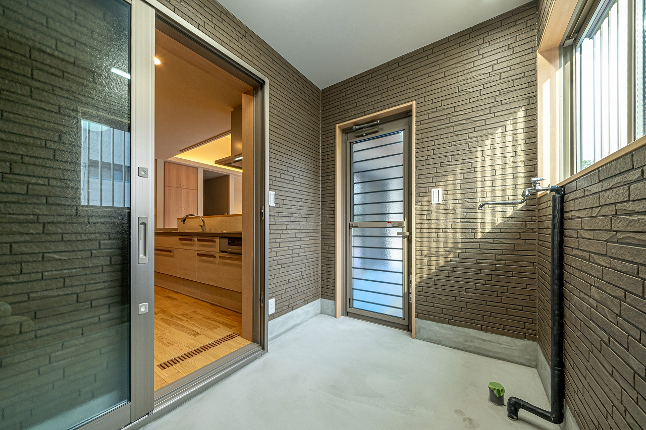 鶴ヶ島市 注文住宅：木の温もり感じる開放感のある家