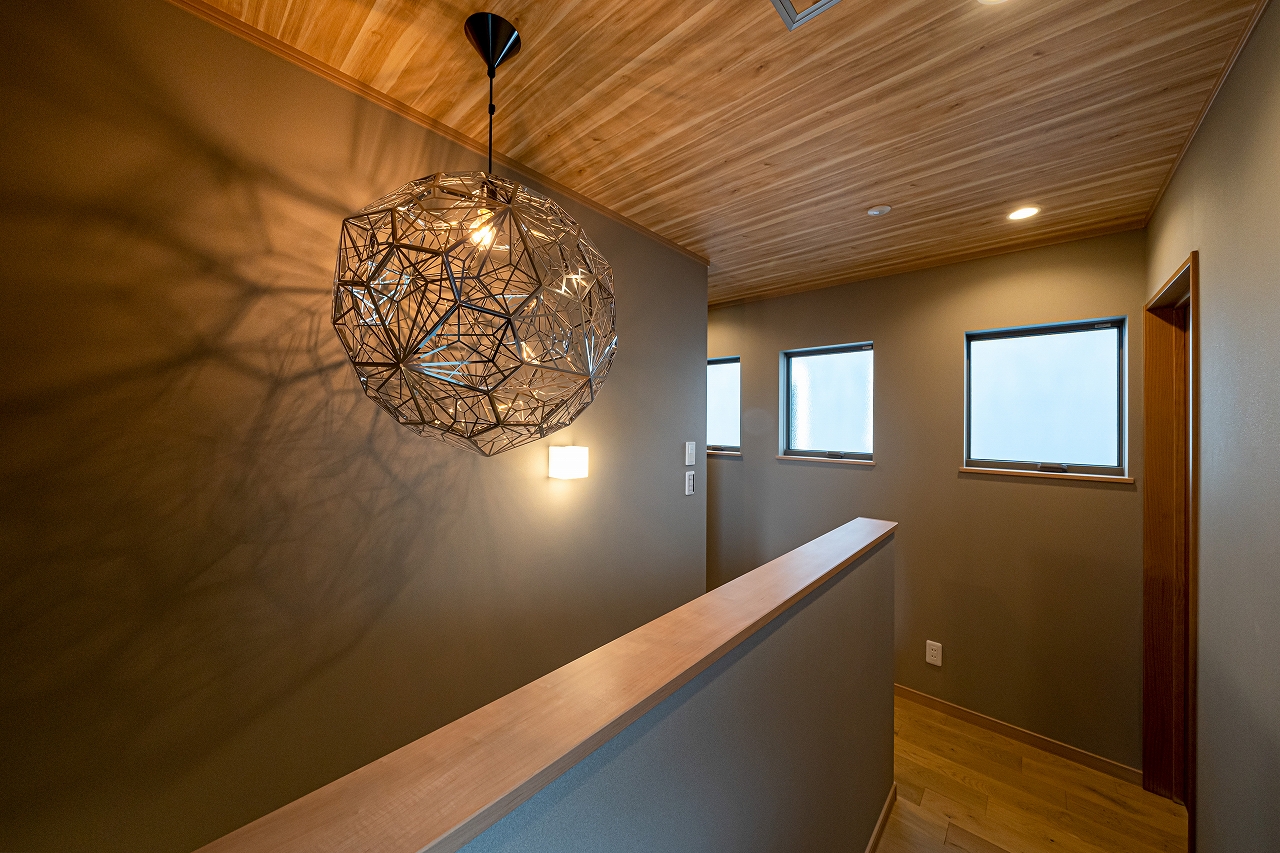 鶴ヶ島市 注文住宅：木の温もり感じる開放感のある家