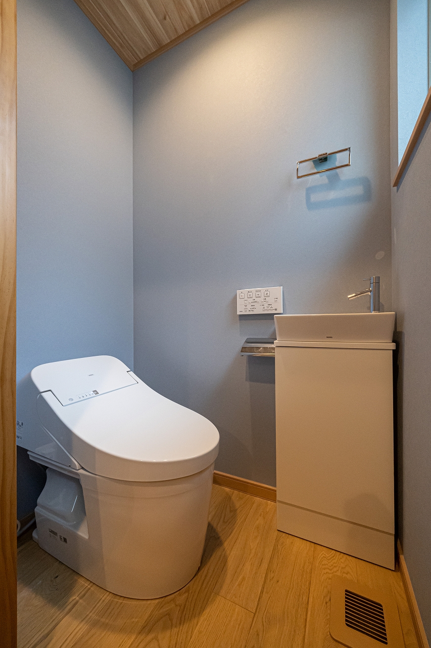 鶴ヶ島市 注文住宅：木の温もり感じる開放感のある家