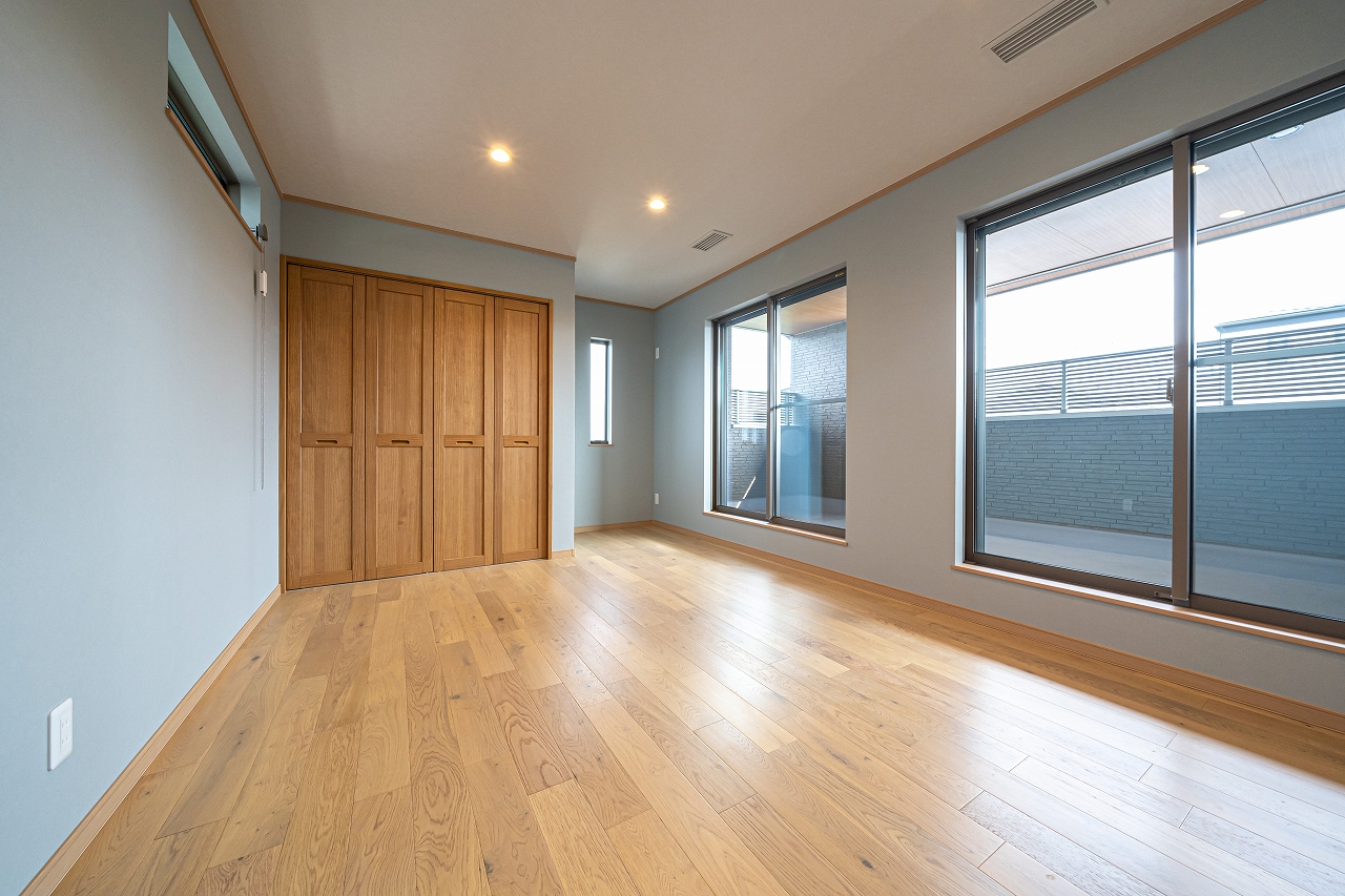 鶴ヶ島市 注文住宅：木の温もり感じる開放感のある家