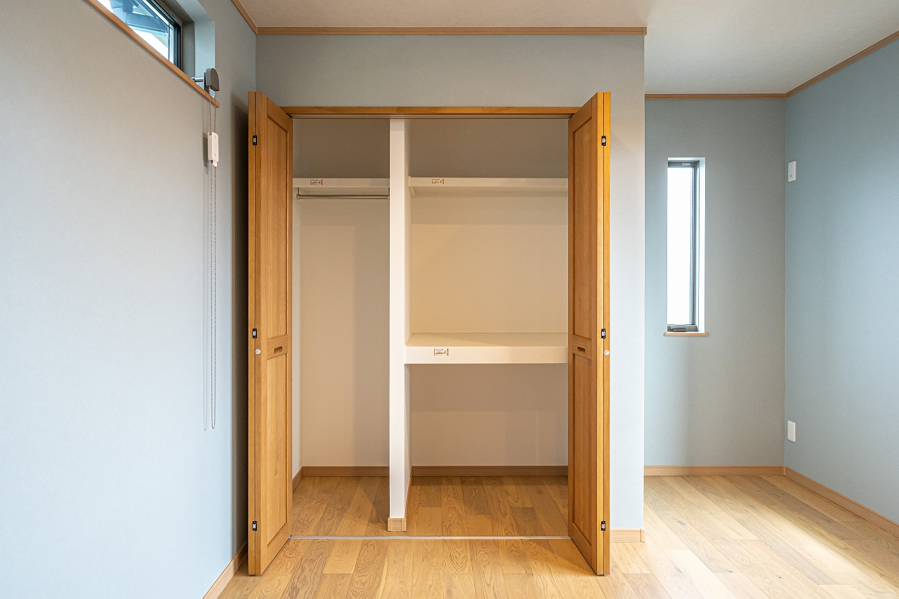 鶴ヶ島市 注文住宅：木の温もり感じる開放感のある家