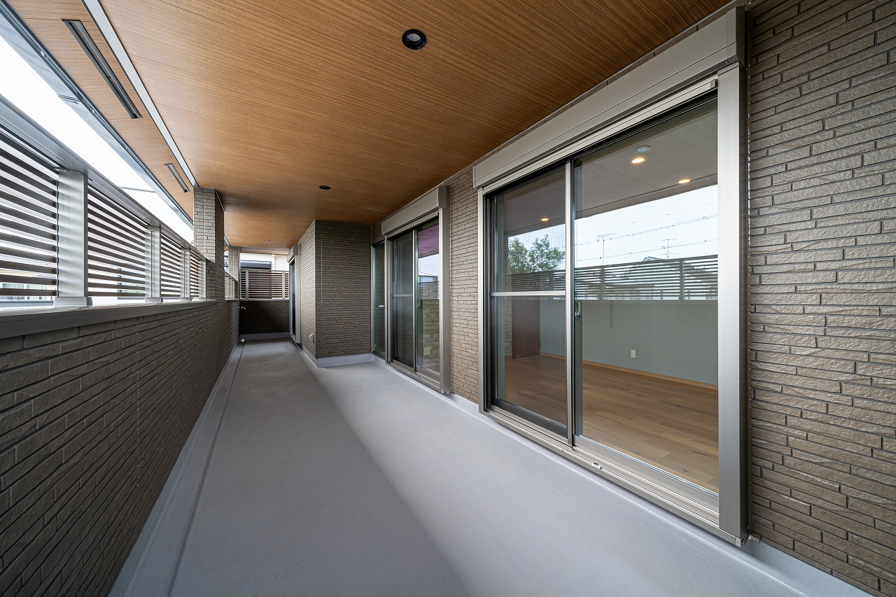 鶴ヶ島市 注文住宅：木の温もり感じる開放感のある家