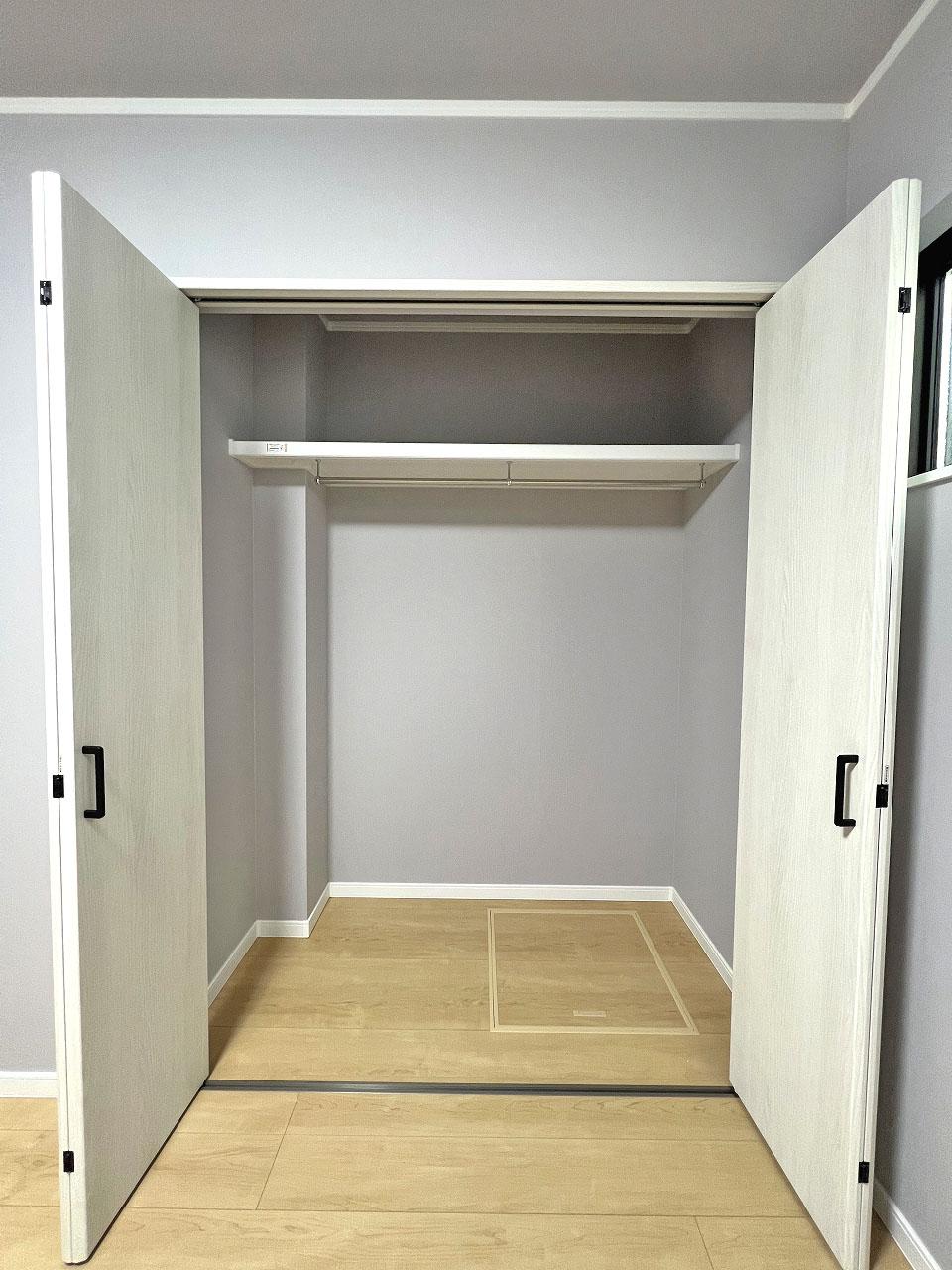 鶴ヶ島市 注文住宅：ホワイト×グレー×ウッド　お洒落な暮らしを叶える家