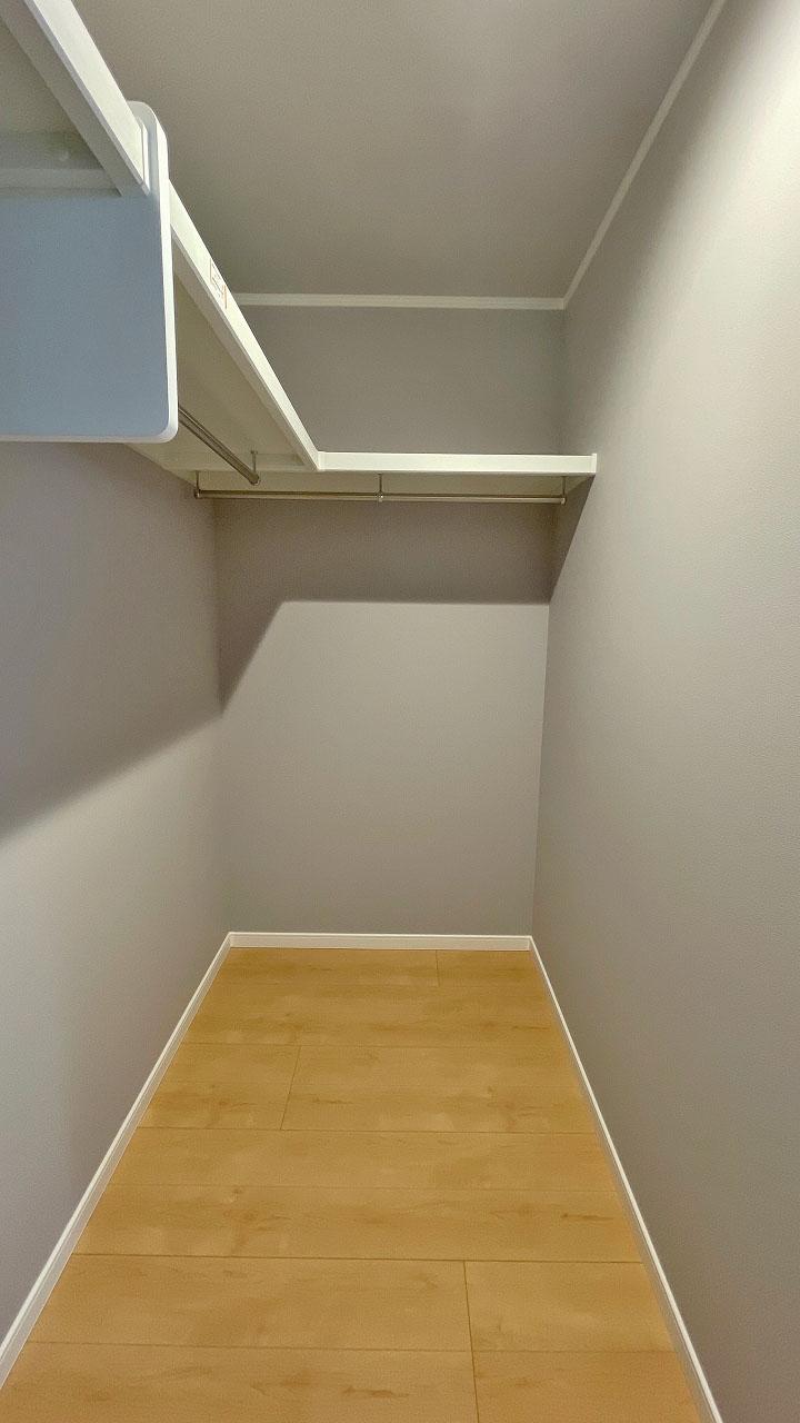 鶴ヶ島市 注文住宅：ホワイト×グレー×ウッド　お洒落な暮らしを叶える家