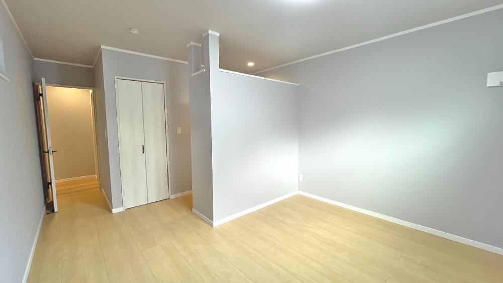 鶴ヶ島市 注文住宅：ホワイト×グレー×ウッド　お洒落な暮らしを叶える家