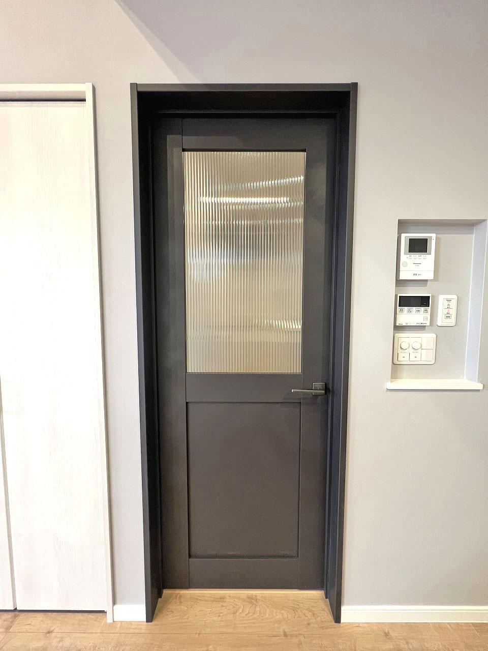 鶴ヶ島市 注文住宅：ホワイト×グレー×ウッド　お洒落な暮らしを叶える家