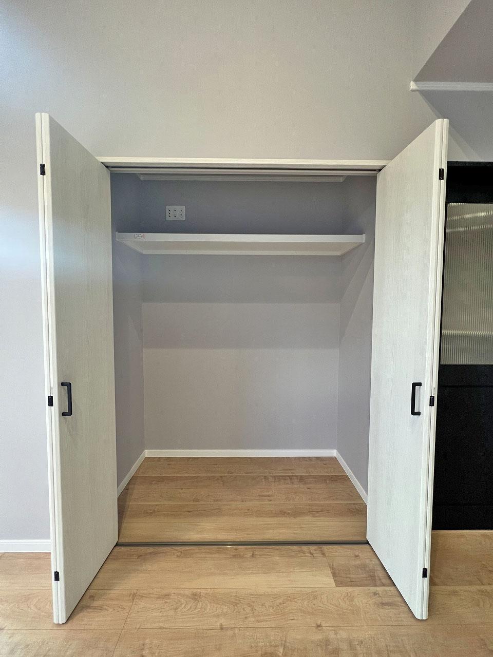 鶴ヶ島市 注文住宅：ホワイト×グレー×ウッド　お洒落な暮らしを叶える家