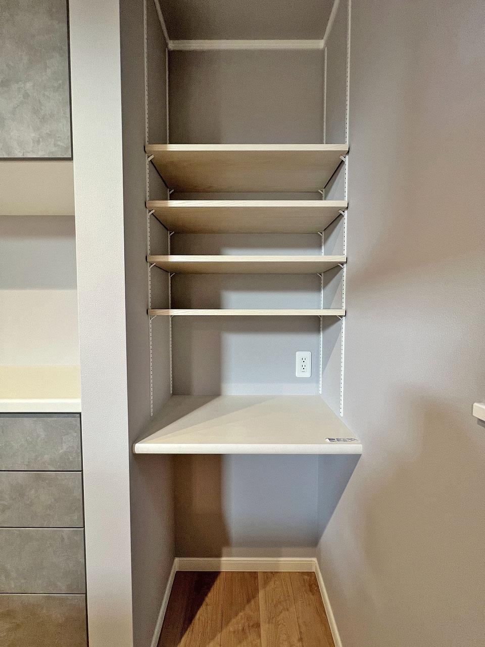 鶴ヶ島市 注文住宅：ホワイト×グレー×ウッド　お洒落な暮らしを叶える家