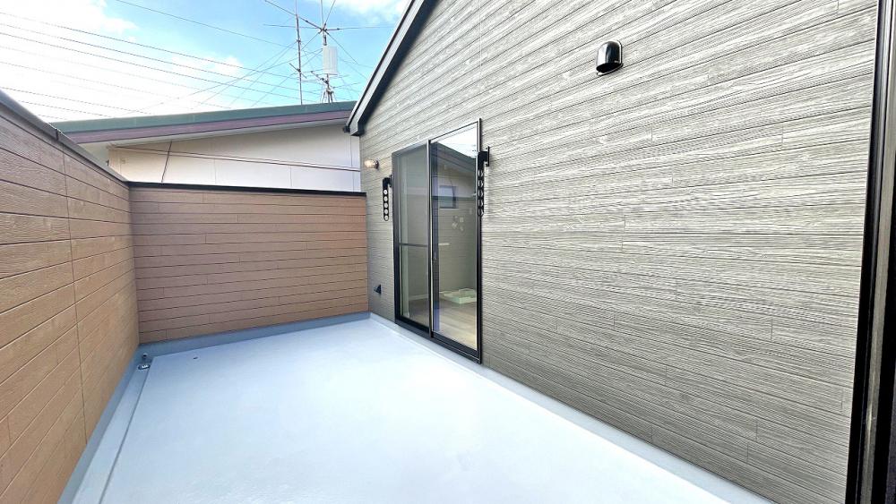 鶴ヶ島市 注文住宅：ホワイト×グレー×ウッド　お洒落な暮らしを叶える家