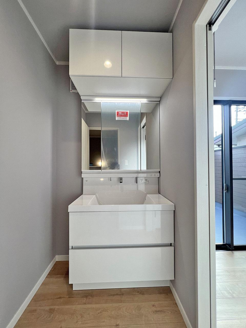 鶴ヶ島市 注文住宅：ホワイト×グレー×ウッド　お洒落な暮らしを叶える家