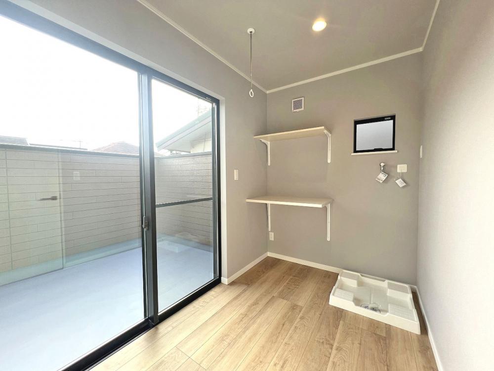 鶴ヶ島市 注文住宅：ホワイト×グレー×ウッド　お洒落な暮らしを叶える家