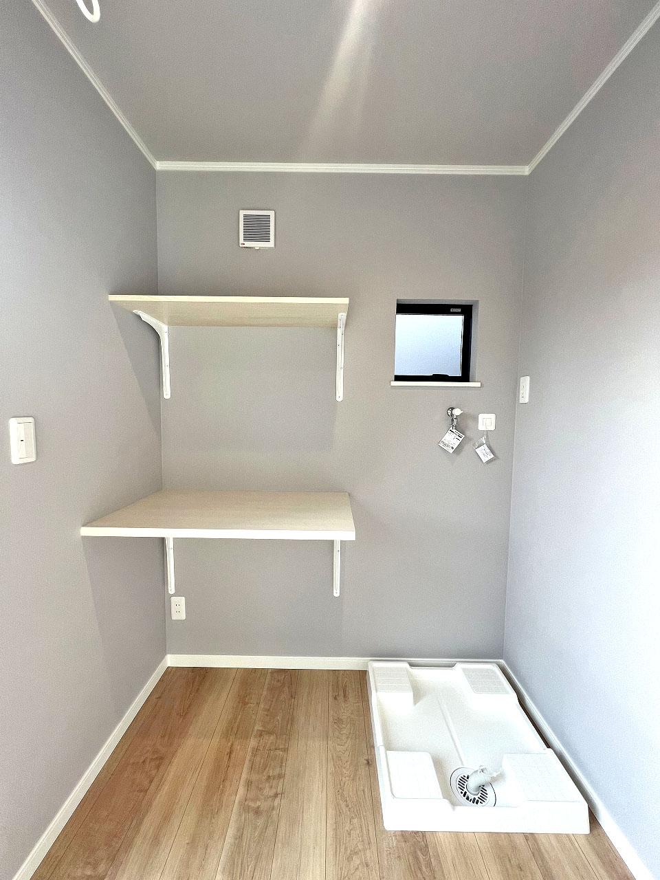 鶴ヶ島市 注文住宅：ホワイト×グレー×ウッド　お洒落な暮らしを叶える家