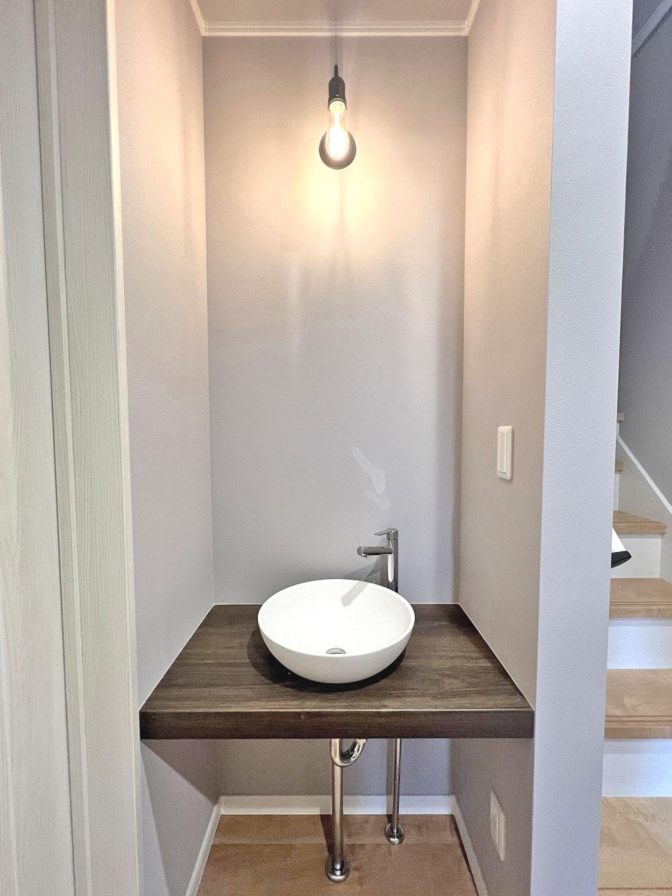 鶴ヶ島市 注文住宅：ホワイト×グレー×ウッド　お洒落な暮らしを叶える家