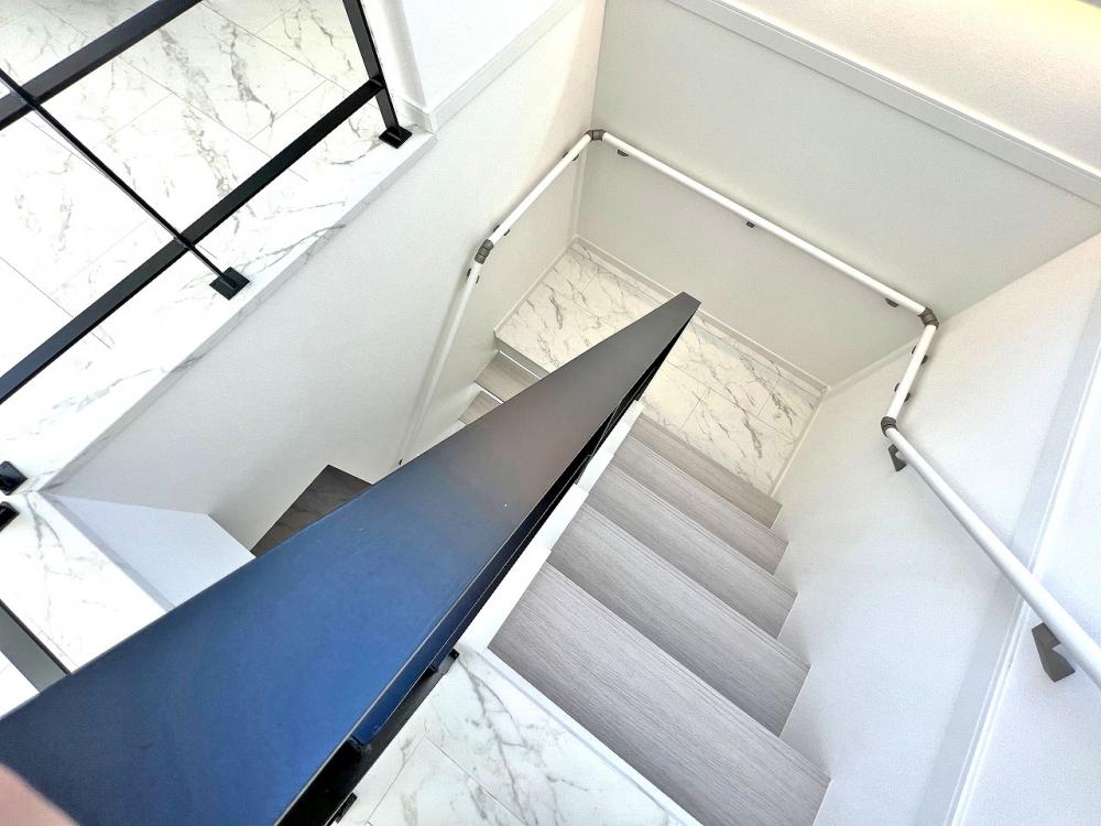 鶴ヶ島市 注文住宅：大人かっこいいガレージハウス