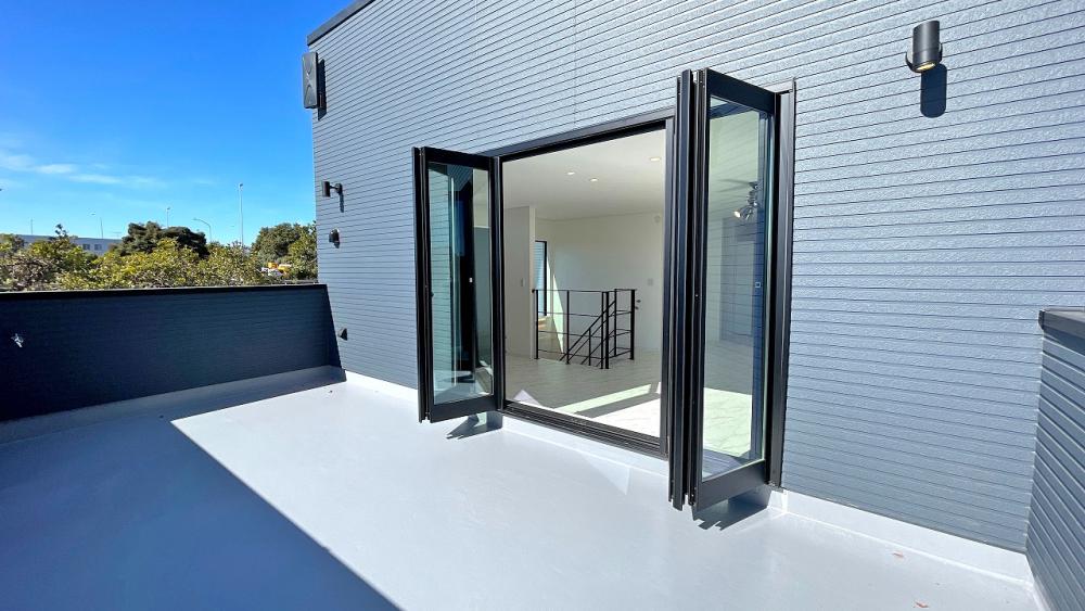 鶴ヶ島市 注文住宅：大人かっこいいガレージハウス