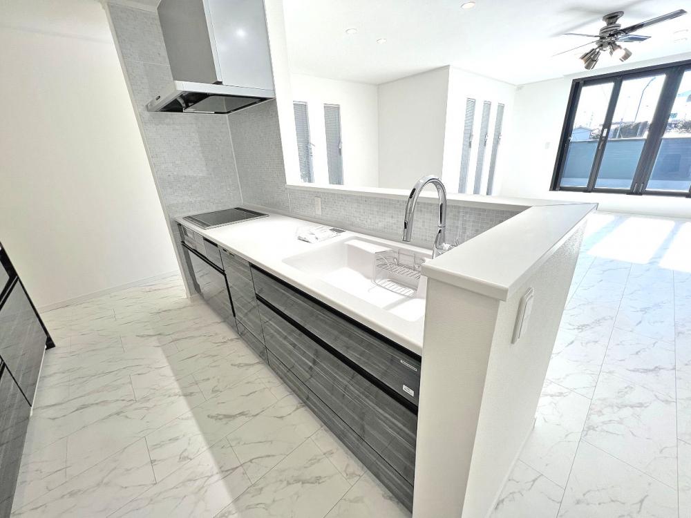 鶴ヶ島市 注文住宅：大人かっこいいガレージハウス