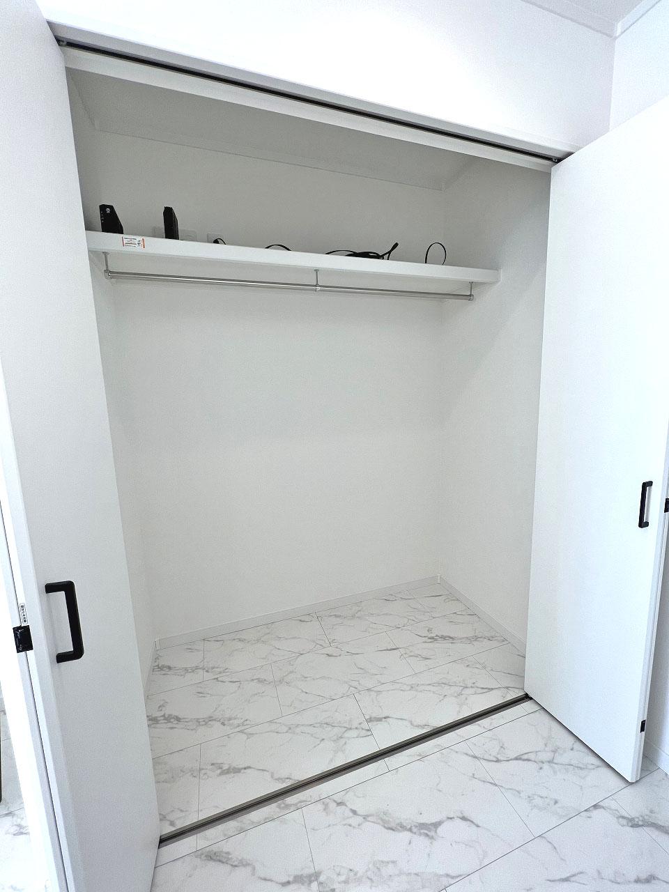 鶴ヶ島市 注文住宅：大人かっこいいガレージハウス