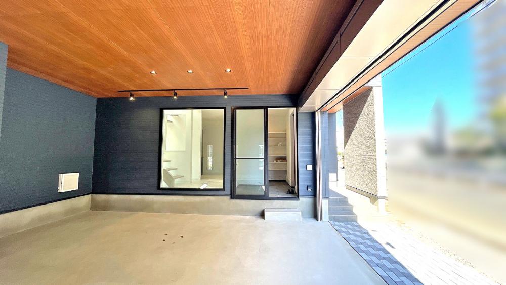 鶴ヶ島市 注文住宅：大人かっこいいガレージハウス