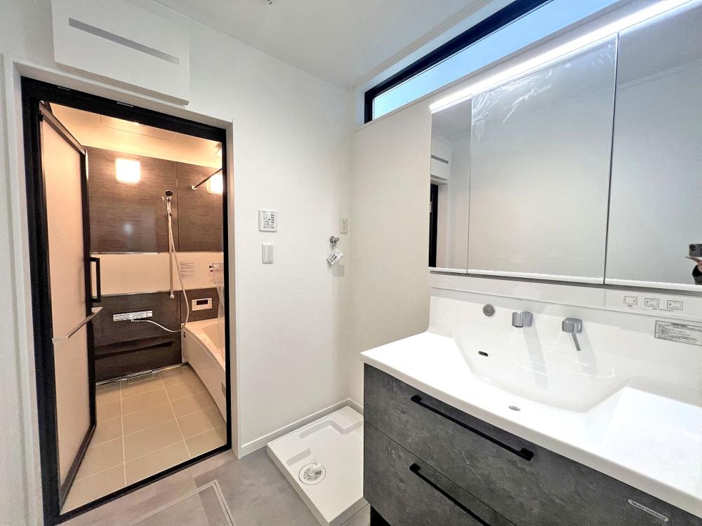 朝霞市 注文住宅：こだわりのキューブ型ハウス