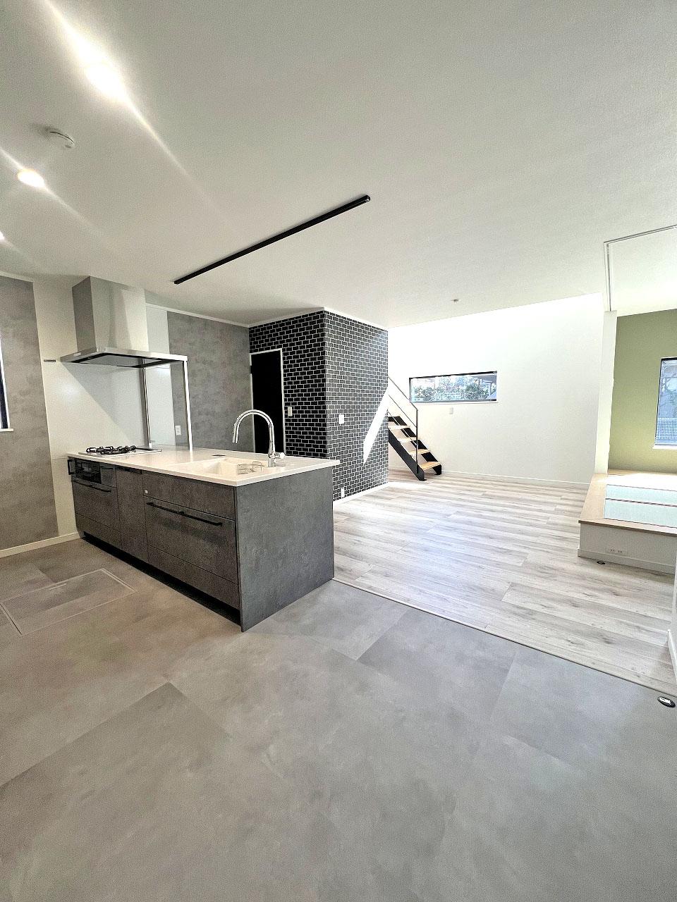 朝霞市 注文住宅：こだわりのキューブ型ハウス