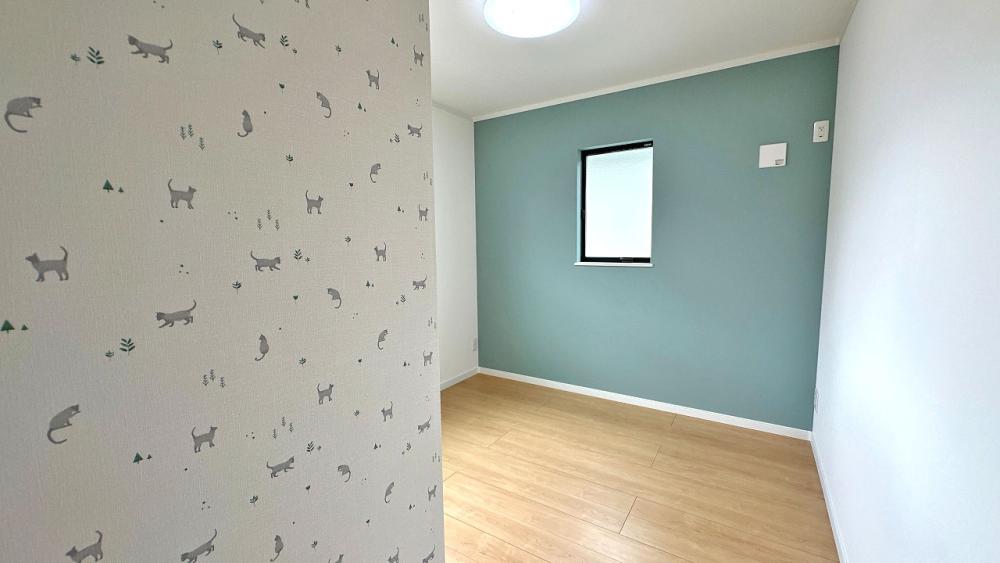 川越市 注文住宅：白×ブルー×ウッド　お洒落なカフェ風ハウス