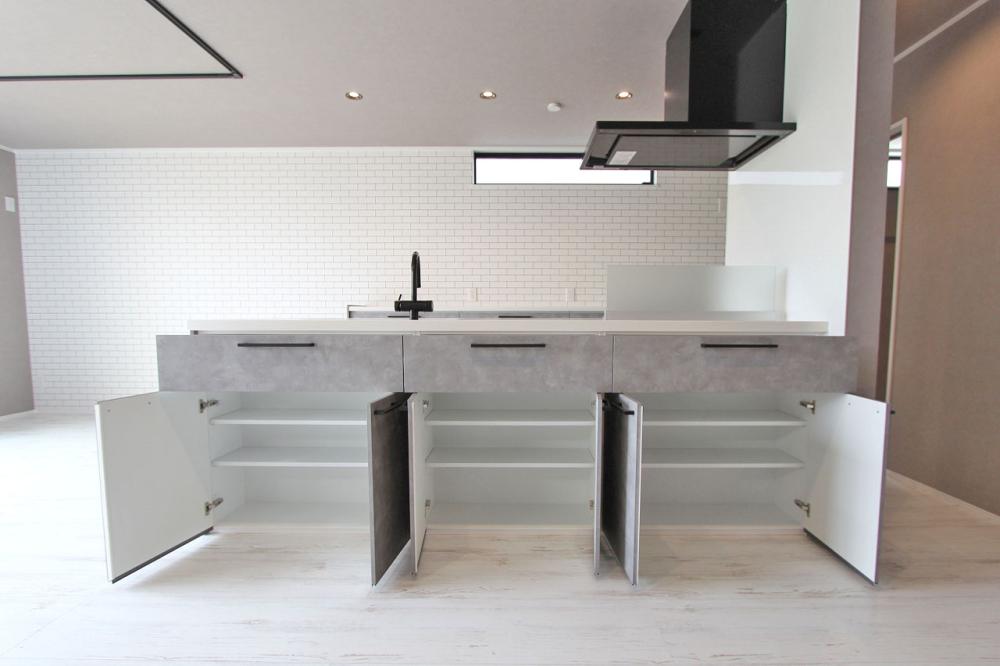 鶴ヶ島市 注文住宅：キューブ型モダンハウス