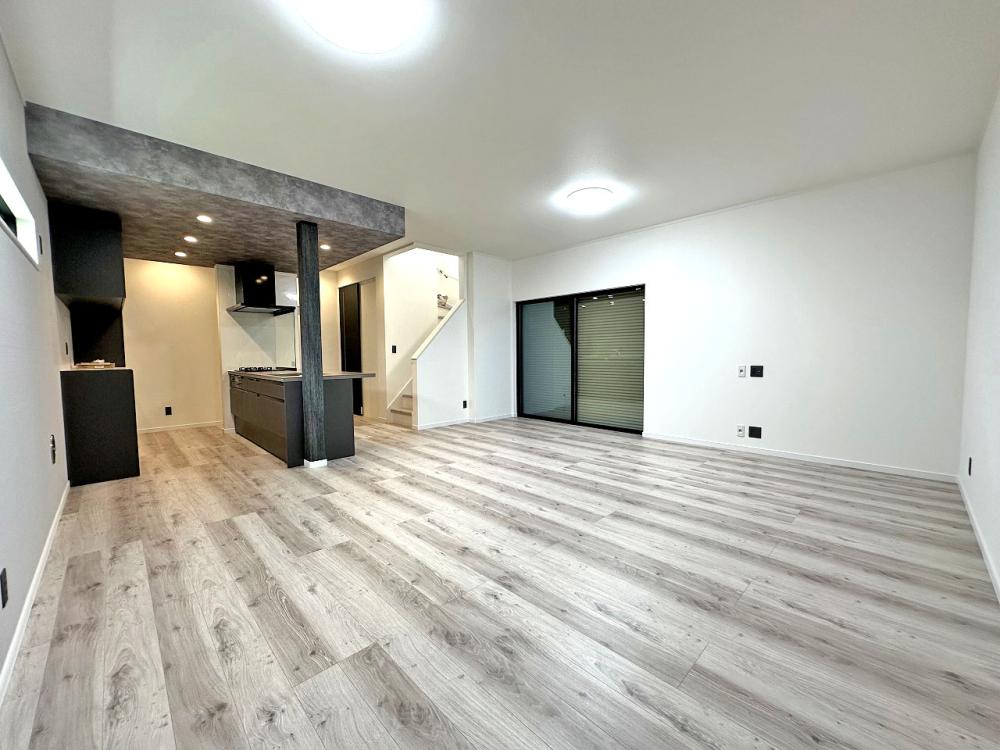 川越市 注文住宅：ランドリールームのあるモダンハウス