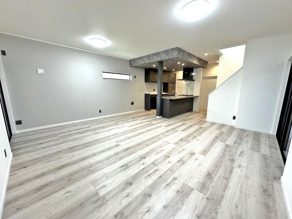 川越市 注文住宅：ランドリールームのあるモダンハウス