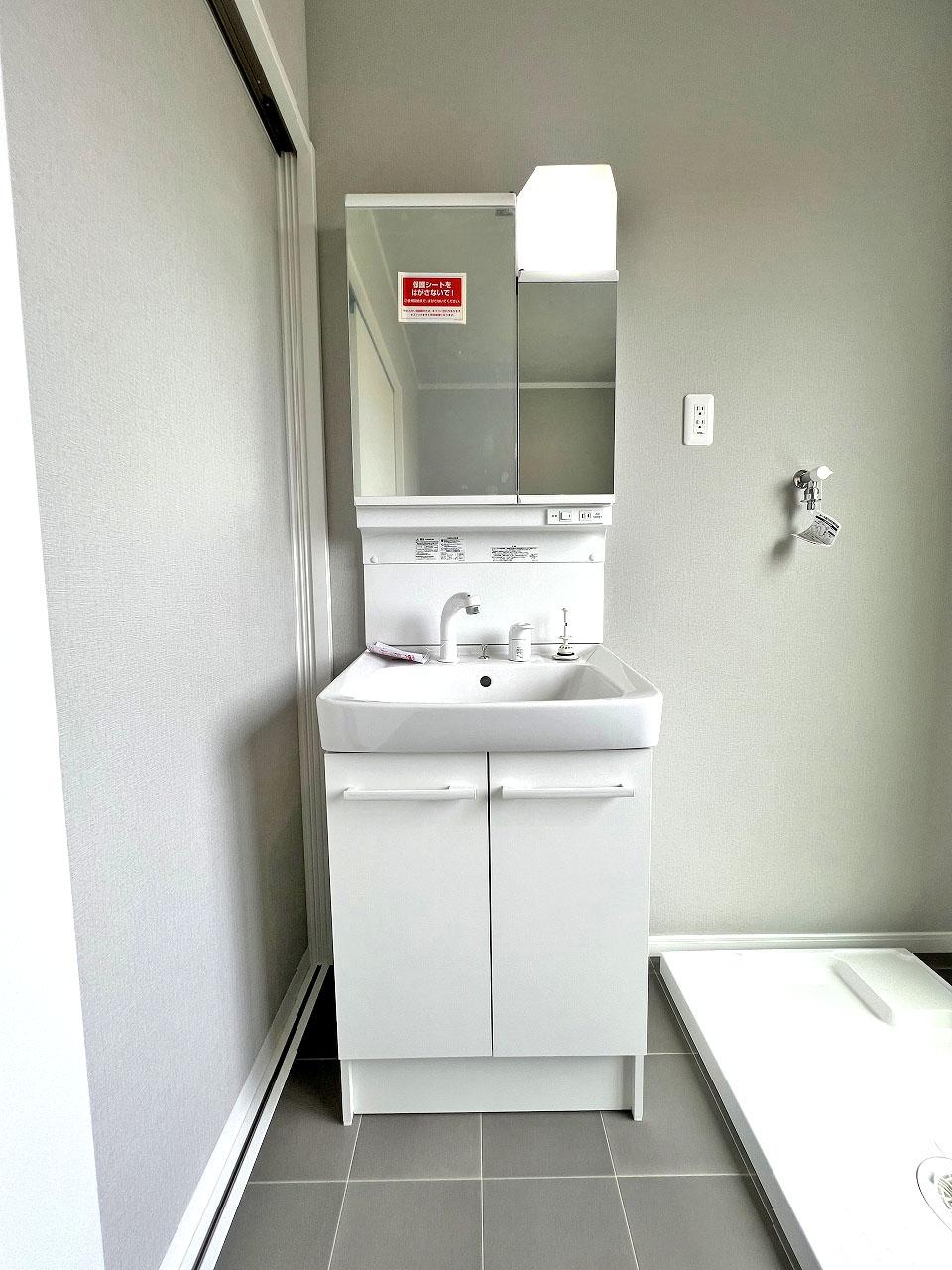 川越市 注文住宅：ランドリールームのあるモダンハウス