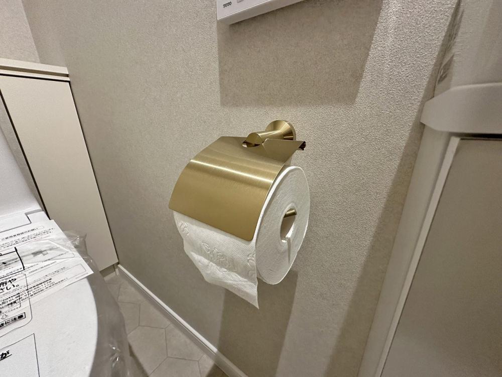 新座市 注文住宅：グレージュ×ゴールドの優しい温もりと上品な家