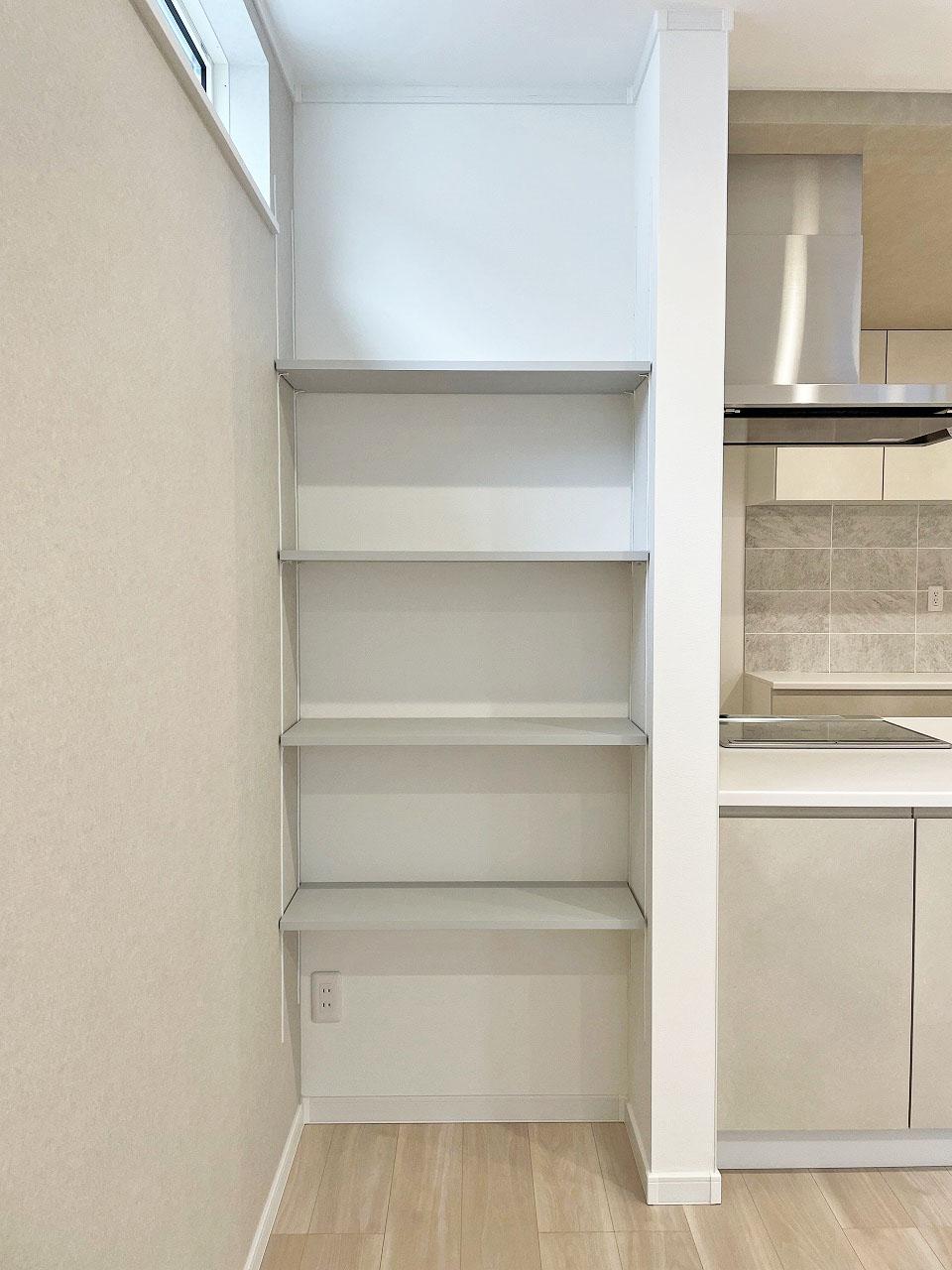 新座市 注文住宅：グレージュ×ゴールドの優しい温もりと上品な家