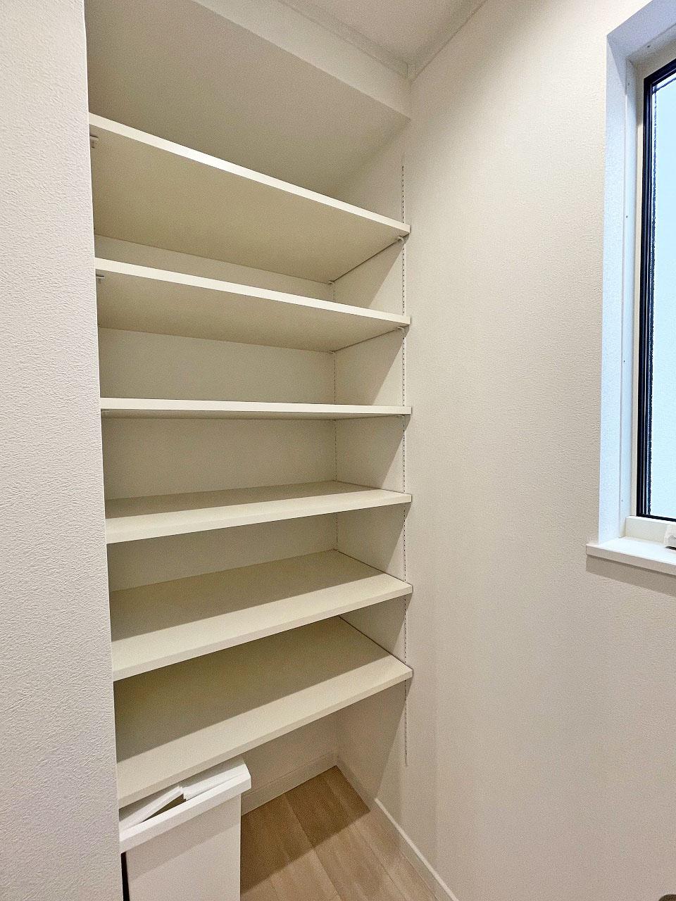 新座市 注文住宅：グレージュ×ゴールドの優しい温もりと上品な家