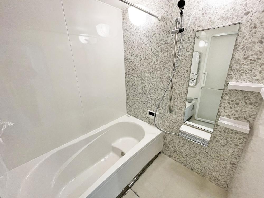 新座市 注文住宅：グレージュ×ゴールドの優しい温もりと上品な家