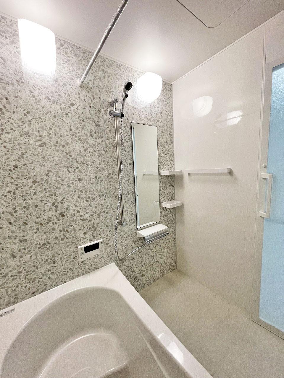 新座市 注文住宅：グレージュ×ゴールドの優しい温もりと上品な家