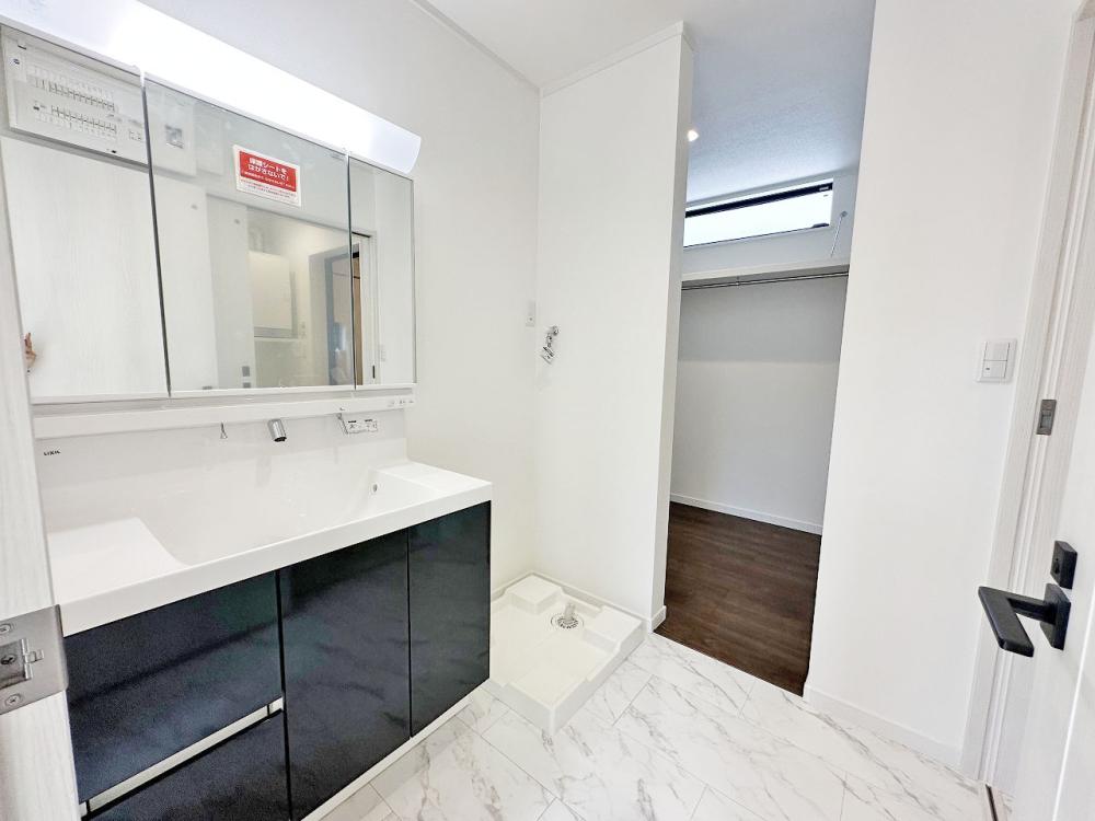 鶴ヶ島市 注文住宅：愛車と暮らすガレージハウス